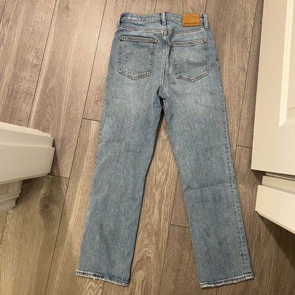 Arlo High-Rise Straight Jeans (size 25) - Picture 4 of 8